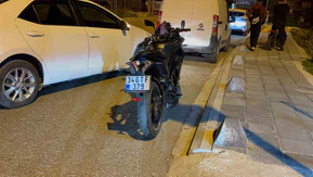 İki Motosiklet Çarpıştı: 3 Kişi Yaralandı