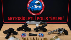 Şüpheli Araçtan Cephanelik Çıktı!