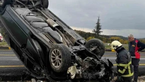 Takla atan hafif ticari aracın sürücüsü yaralandı