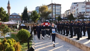 Nihat Ak Askeri Törenle Son Yolculuğuna Uğurlandı