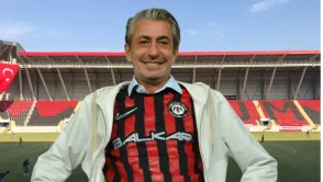 ÇORUMSPOR FORMASI GİYDİ, DİYARBAKIR'DA LİNÇ YEDİ!