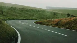 Rüyada Uzun Yol Görmek Ne Anlama Gelir? İşte En Çok Merak Edilen Yorumlar