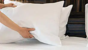 Rüyada Yastık Görmek Ne Anlama Gelir? Yastığın Rengi ve Durumu Yorumu Değiştiriyor!