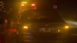 Kavşakta İki Otomobil Çarpıştı!