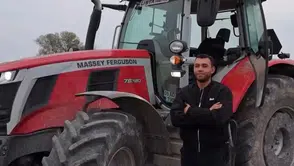 Merzifon'lu Genç Çiftçi 60 Dönümlük Tarlaya "Cumhuriyet" Yazdı!