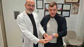 Elleri, Ayakları ve Yüzü Büyüyordu! Şifayı Türkiye'de Buldu