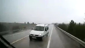 Hatalı Sollama Az Kalsın Facia Getiriyordu!