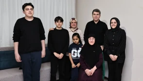 Amasya Valisi ve Eşi Ümmühan Teyzenin Sofrasında