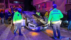 Takla atan araç sürücüsü alkolmetreye üfleyemedi