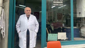 Çorum’un ‘müthiş berber’i: 82 yaşında 66 yıllık mesleğine devam ediyor