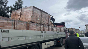 Zincirleme Kaza: Karı-Koca Tuğlaların Altında Kaldı