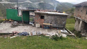 Sobadan Çıkan Yangın Evi Kül Etti: Yaşlı Çift Kurtuldu