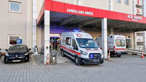Çorum’da elini yem karma makinesine kaptıran çiftçi yaralandı