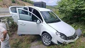 İki Otomobil Çarpıştı: 5 Yaralı