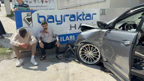Otomobil Savruldu: 3 Kişi Yaralandı