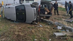 Amasya’da kamyonetler çarpıştı: 4 yaralı