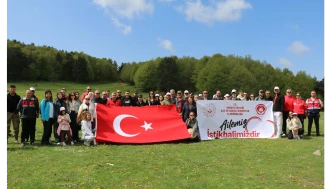 Kaymakam Karaaslan Tavşan Dağı’nda Vatandaşlarla Yürüdü