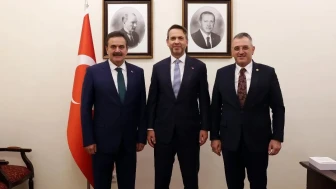 Çilez ve İpek’ten Bakanlığa Enerji Çıkarması