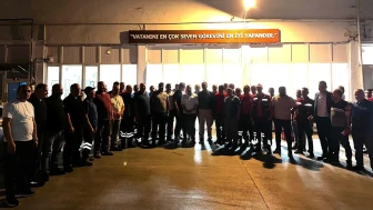 Başkan Turgay Sevindi Gece Mesaisindeki Temizlik Ekiplerini Ziyaret Etti