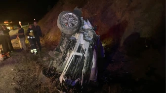 Çorum Alaca’da Devrilen Araçta 5 Kişi Yaralandı