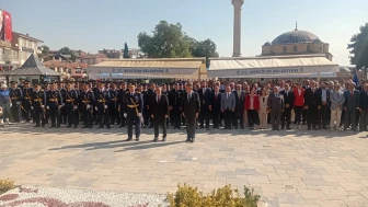 Merzifon’da 30 Ağustos Zafer Bayramı Çelenk Sunma Töreni Düzenlendi