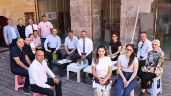 Merzifon Belediyesi, Tarihi Taşhan’ı Şehre Yeniden Kazandırmak İçin Çalışmalara Başladı