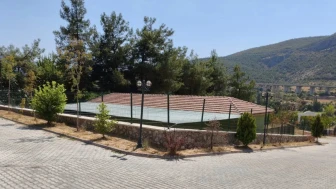 Amasya Belediyesi’nden Patili Dostlara Yaz Gölgelikleri