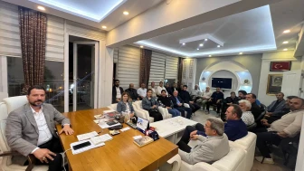 AK Parti Merzifon İlçe Başkanlığı’nda Teşkilat Toplantısı