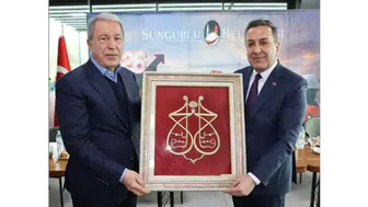 Akar’dan Dere’ye Övgüler