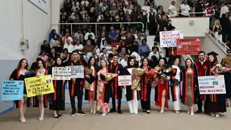 Amasya Üniversitesi’nde Mezuniyet Coşkusu! 350 Öğrenci Kep Attı