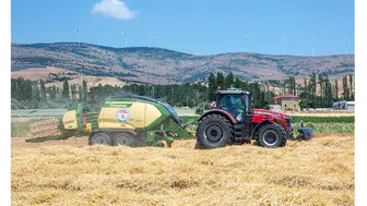 Amasya'da Günde 350 Ton Saman Mesaisi