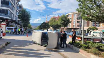 Merzifon’da Otomobil Devrildi!