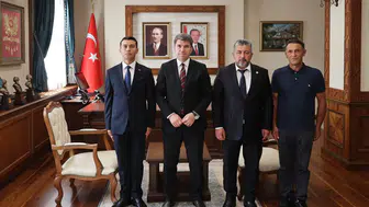 Kara Harp Okulu’nun Birincisi Vali Bakan’ın Makamında