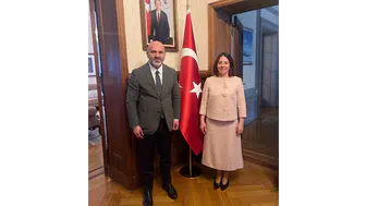 Hasan Davulcu Cenevre’de Temaslarda Bulundu