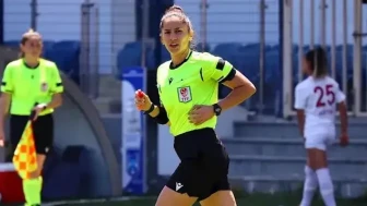 Amasyalı Kadın Hakem Bugün Süper Lig'de Düdük Çalacak!