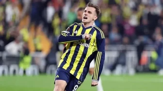 Fenerbahçe uzatmada güldü, zirveye ortak oldu