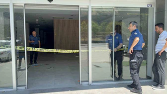 Eski Mobilya Mağazasında Silahlı Kavga: 1 Yaralı, Şüpheli Yakalandı