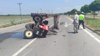 Otomobilin çarptığı traktör sürücüsü yaralandı