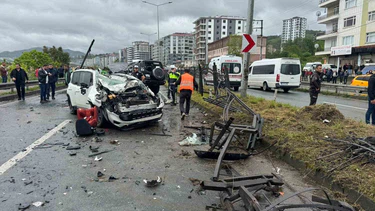 Takla Atan Araç Karşı Şeritte Dehşet Saçtı