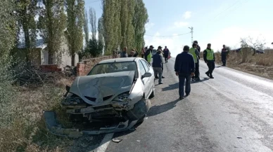Arkadan çarparak 4 kişinin yaralanmasına neden oldu
