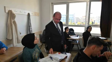 Başkan Pekyatırmacı: "Lise öğrencilerimize bin 500 TL eğitim desteğinde bulunacağız"