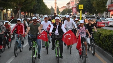 Belediye bisikletle şehir turu düzenledi
