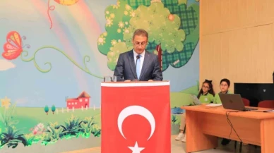 Bitlis'te 'İlköğretim Haftası' töreni