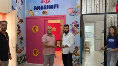 Depremde kaybettiği çocuklarının eğitim gördüğü ana sınıfını yeniletti