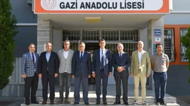 Dündar'dan gençlere teknoloji vurgusu