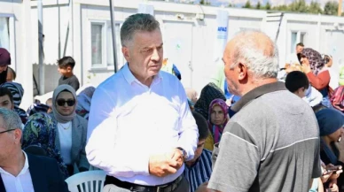 Gaziosmanpaşa Belediyesi depremzede çocuklara bisiklet hediye etti