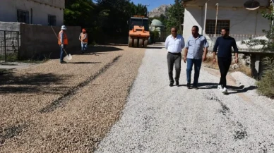 Gürün yolları tek tek yenileniyor