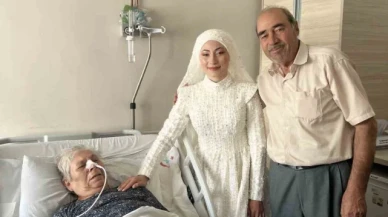 Hastanedeki babaannesini gelinliğiyle ziyaret etti