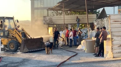 Kocaeli'de geri dönüşüm tesisinde yangın