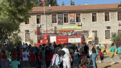 Mersin'de okulda çıkan yangın korkuttu